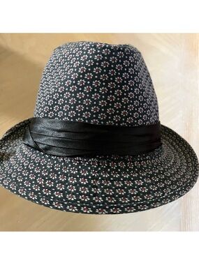 CLAIRE'S Y2K Black Floral Fedora Hat with Ribbon Detail - One Size